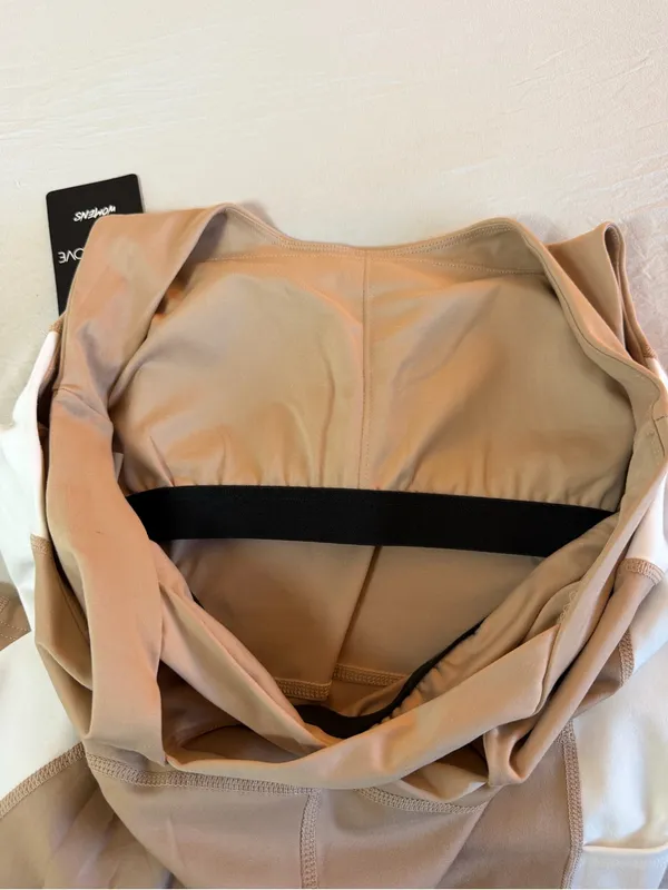Body Glove‎ Nude and White Colorblock Performance Romper - Image 12