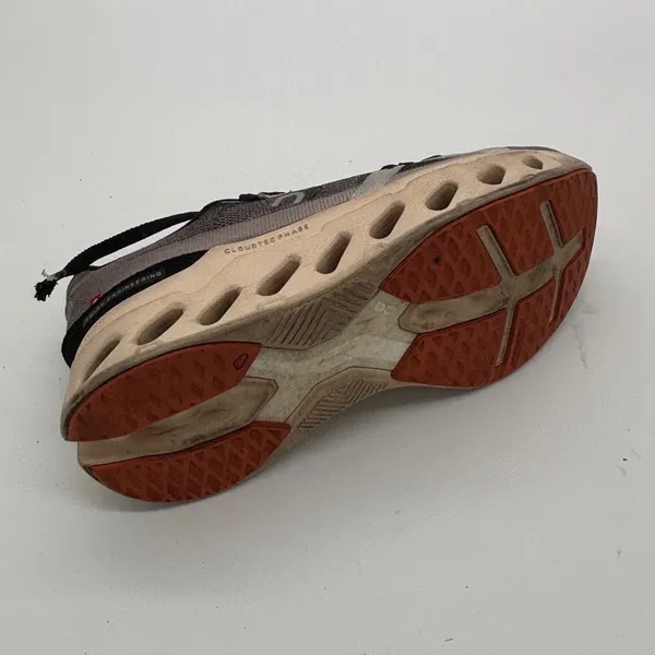 On Cloudsurfer Grey Black Running Shoe Right Shoe Only Womens 6 - Image 5