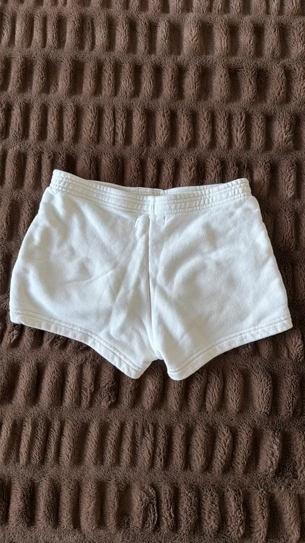 Parke Shorts Cream - Image 2