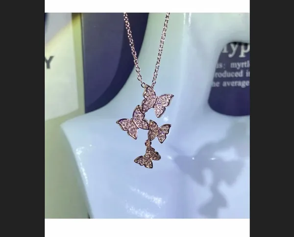 Elegant butterfly design necklace. Rose gold New - Image 4