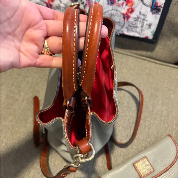 Dooney & Bourke Gray and Tan Shoulder Bag Set - Image 8