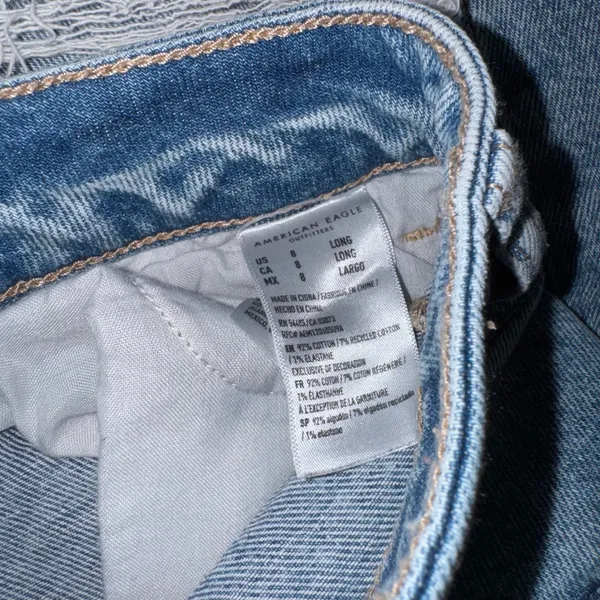 American Eagle Mom Jeans - Image 4
