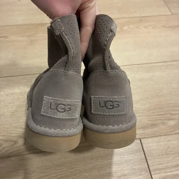 UGG Women’s Unlined Mini Perf Boot Suede Ankle Perforated Leather Size 6 - Image 6