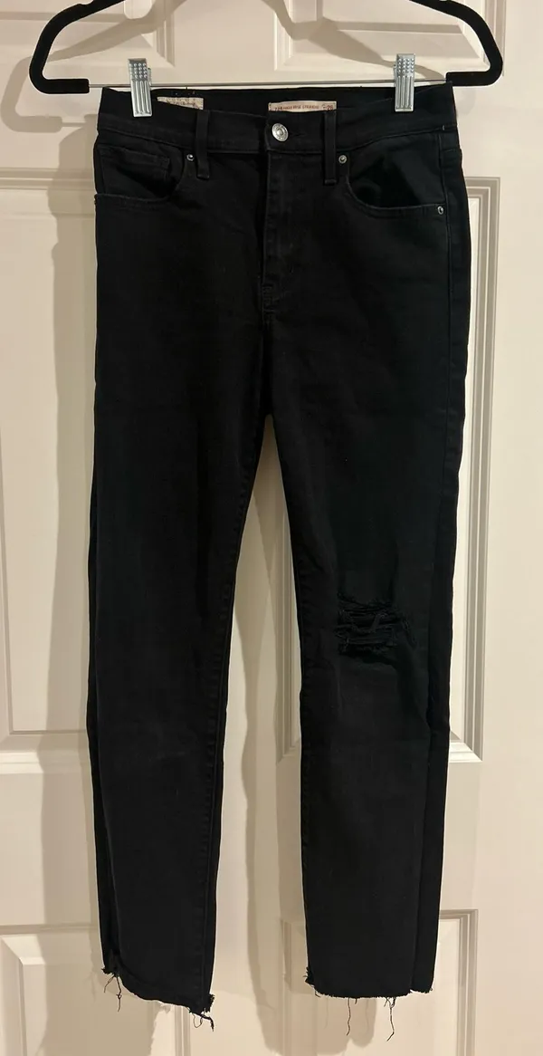 High-Rise Jeans - Image 4