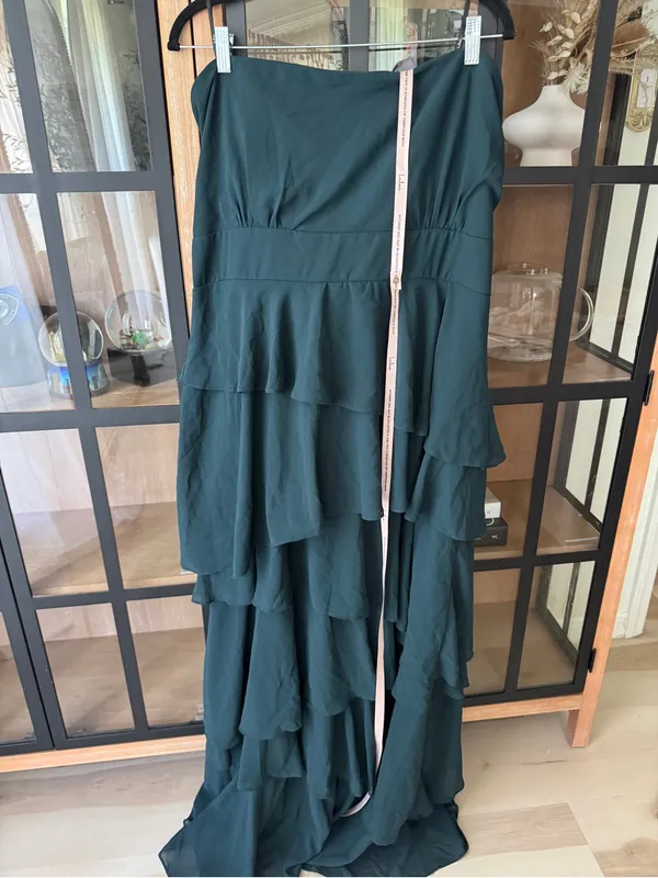 NWT Lulu’s Gorgeous Essence Emerald Strapless Tiered Maxi Dress plus bridesmaid - Image 2