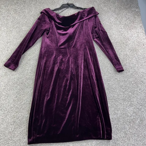 Calvin‎ Klein 12 Burgundy Velvet Off Shoulder Sheath Dress Whimsigoth Evening - Image 3