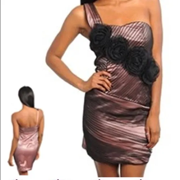 Boutique 👑Black and Rose Dress - Large (Clearance) - Image 2