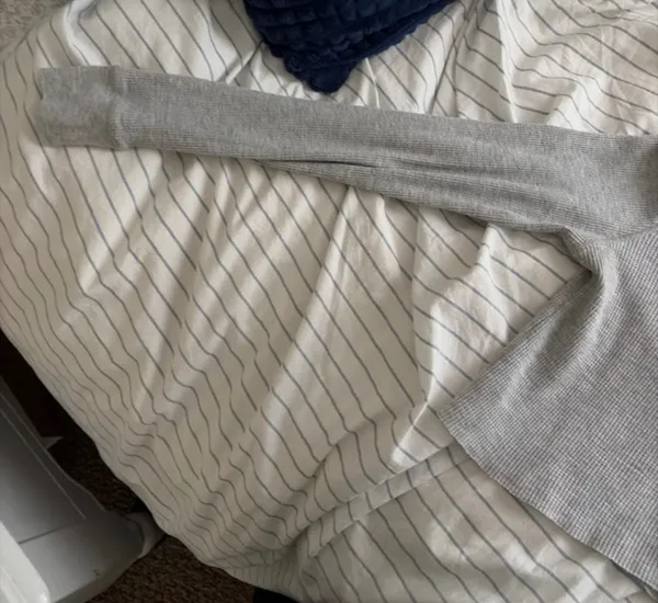 Wild Fable Crop Top Long Sleeve Grey - Image 3