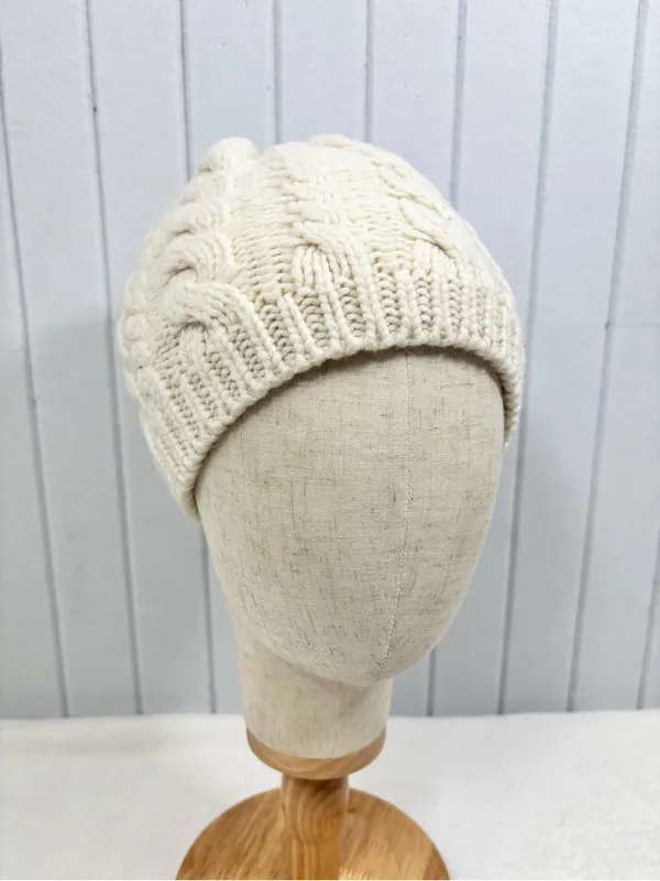 The North Face Cream Knit Beanie - Chunky Cable Style - Image 3