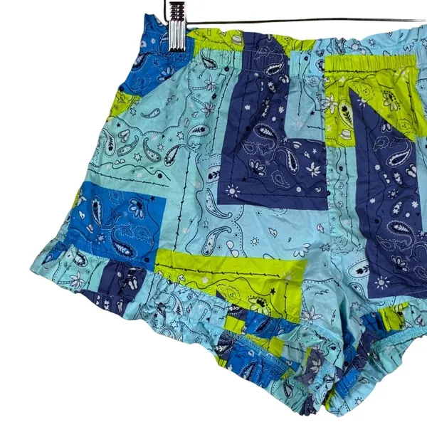 Aerie Bandana Patchwork Ruffle Hem Pajama Shorts Blue Green Boho Size M - Image 2