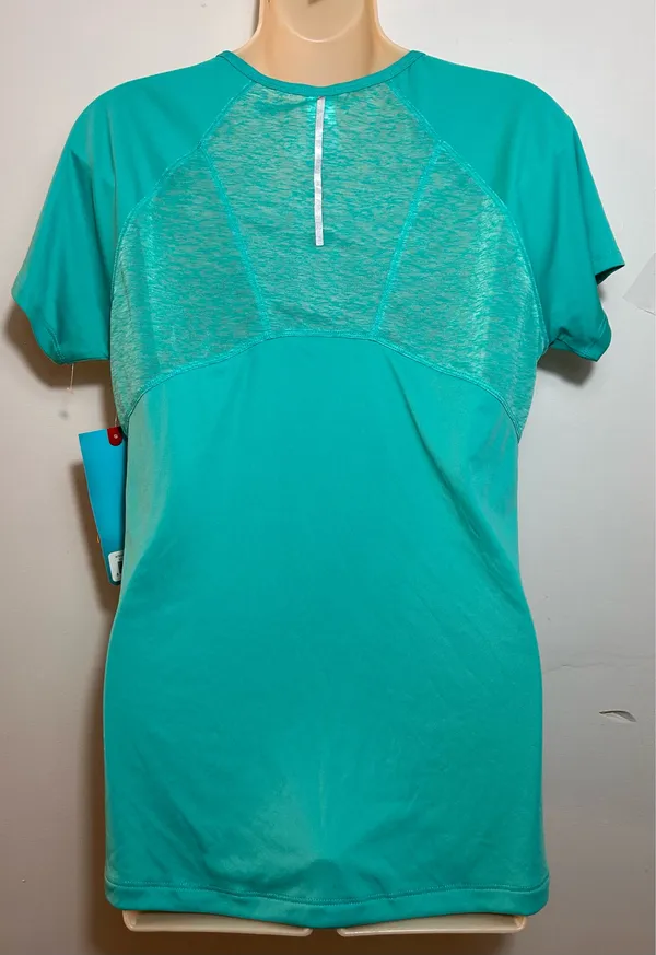 New Balance New women's T-shirt. Size L. $23. - Image 2