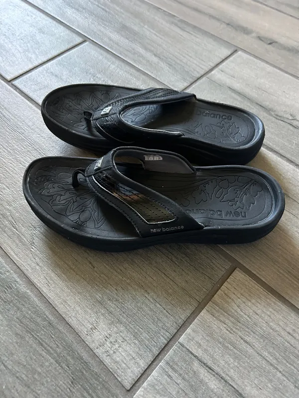 New Balance Black Flip-Flop Sandals - Image 5