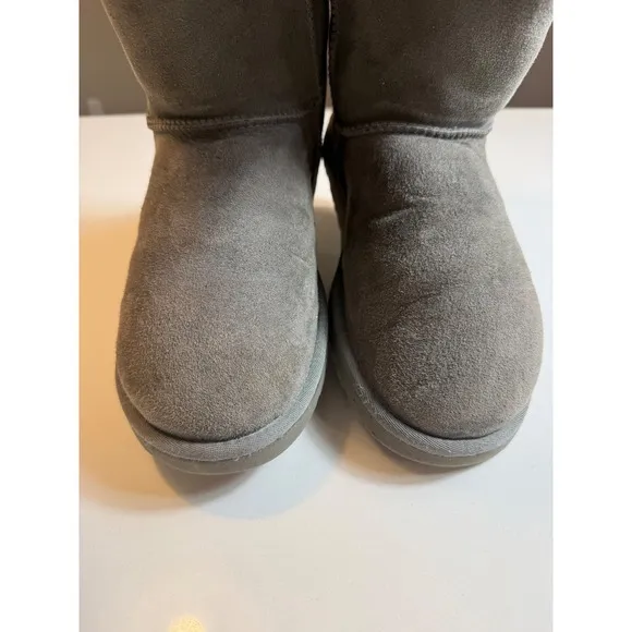 UGG Australia Classic Tall 5815 Gray Sheepskin Boots Women's Size 8 - Image 6