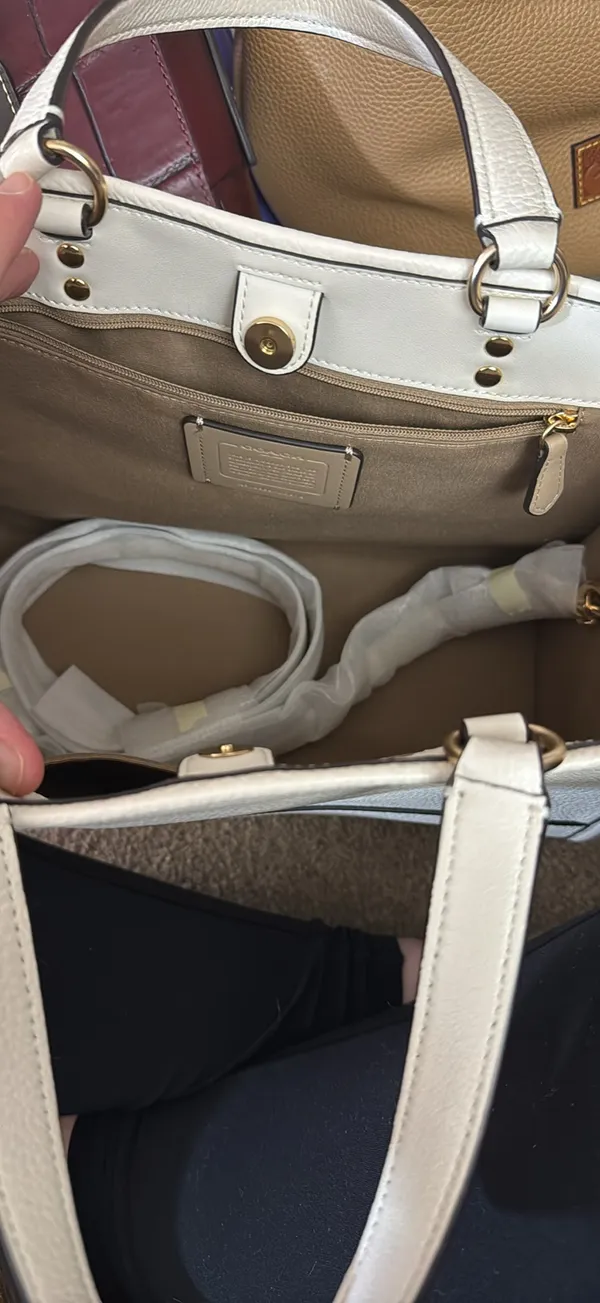 Coach Bag Tan - Image 2