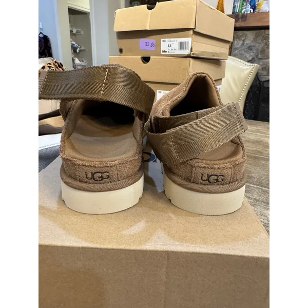 UGG Goldenstar Clogs featuring a chestnut suede Size 5.5 - Image 5