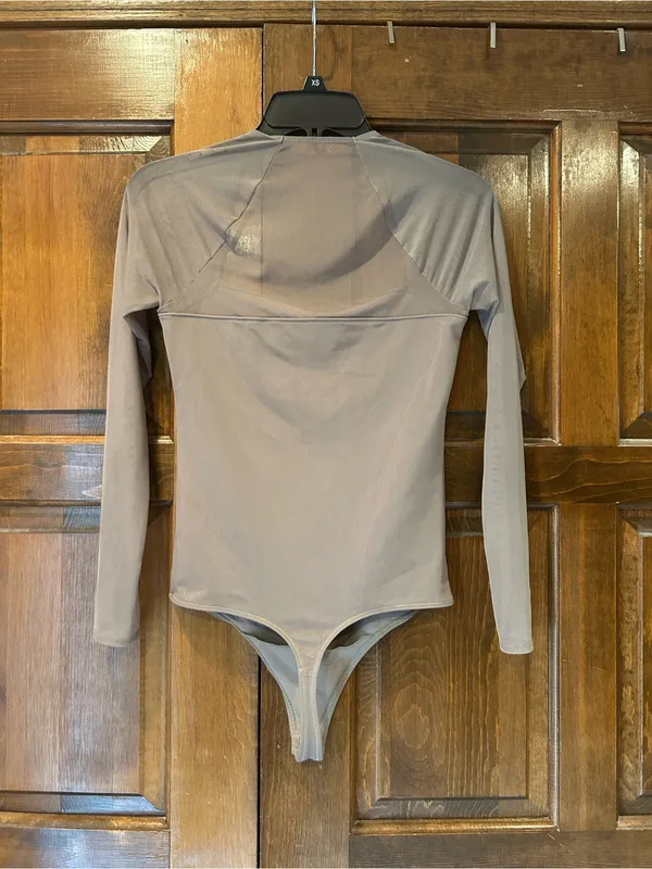 Abercrombie & Fitch Soft A&F Collection Square Neck Mesh Bodysuit Taupe Small‎ - Image 3