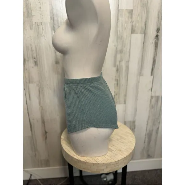 Green shorts Green - Image 4