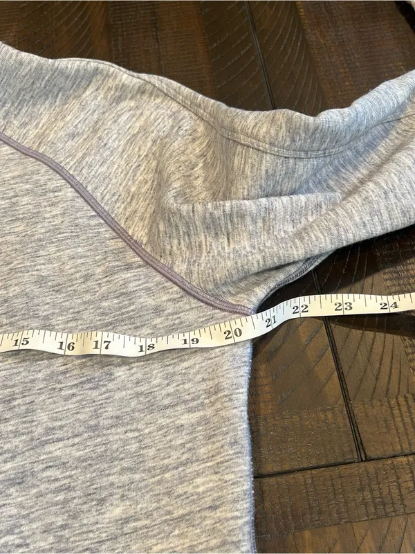 Lululemon Just Pleat It Crew neck 8 women - Image 4