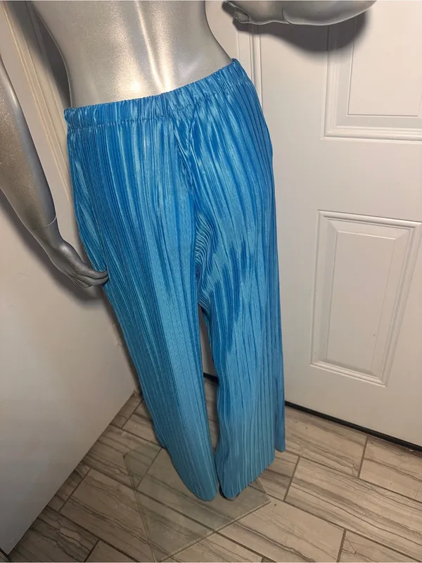 FRNCH Nouma Blue Pleated Wide Leg Pants Size M NWT Parisian Plisse Satin Trouser - Image 8