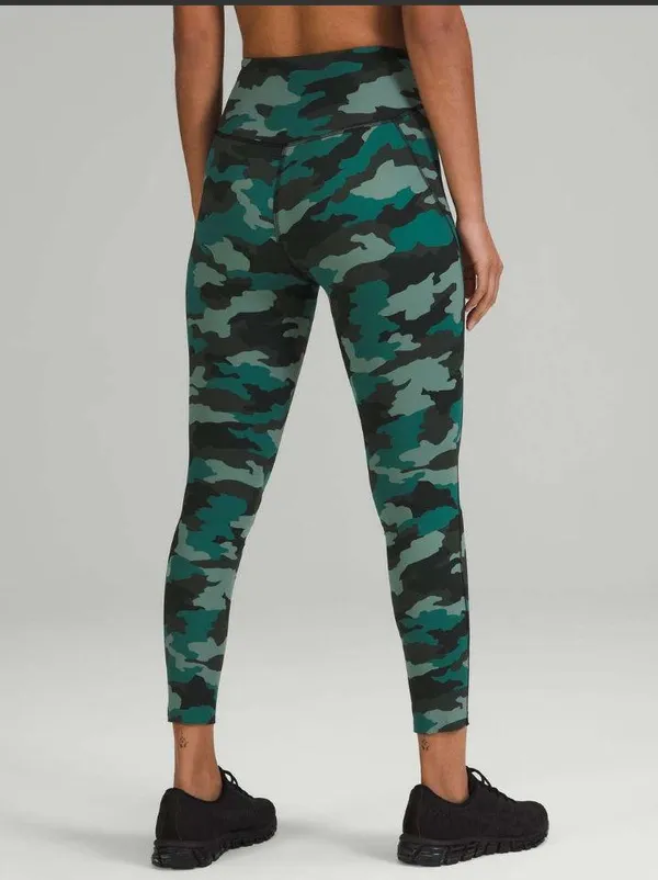 Lululemon plus size 18 walking/running tights - Image 4