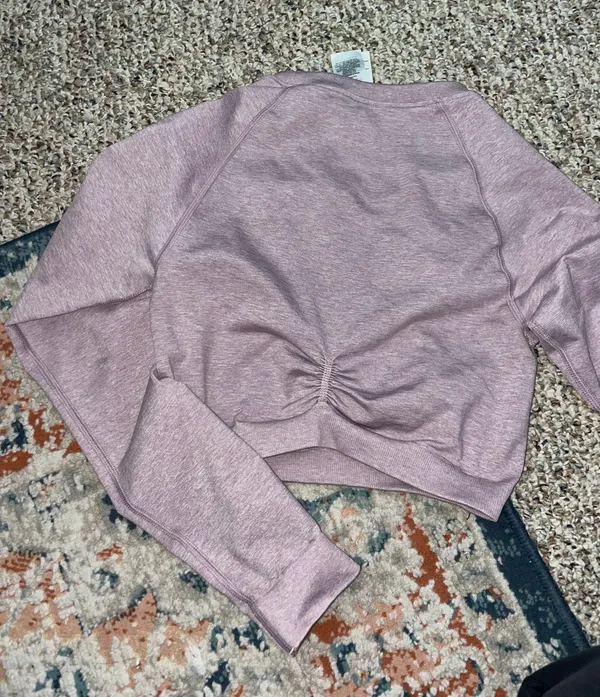 Long-sleeve Crop Top - Image 4