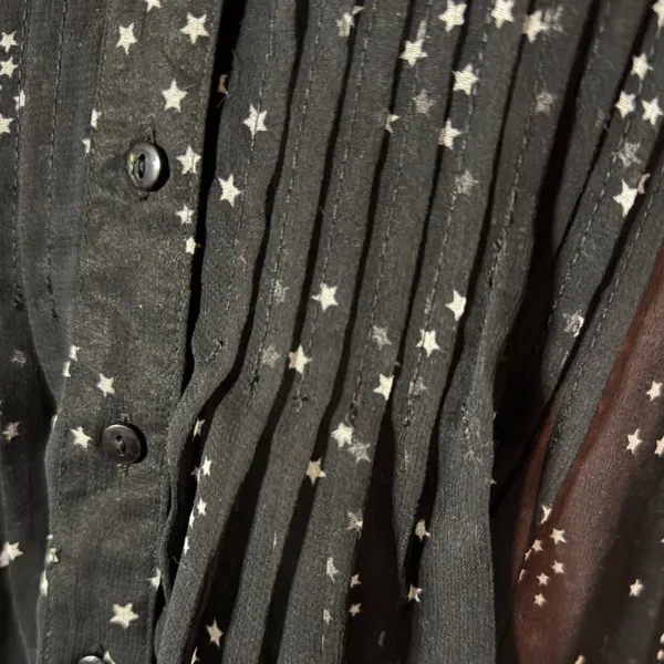 Chelsea & Theodore Semi-Sheer Whimsical Button Down Blouse Star Print Women's M - Image 5