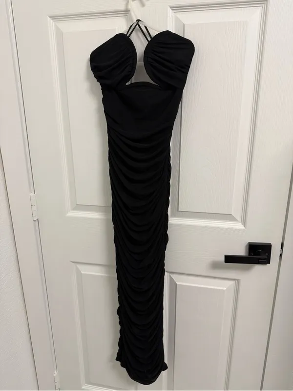 SheIn Silquee Solid Ruffle Bodycon Strapless Dress - Image 4