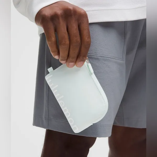 Lululemon NWT Clippable Card Pouch Mint Breeze White - Image 2