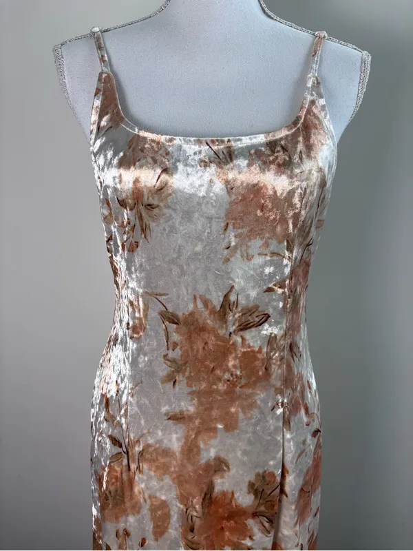 Dazy Floral Crushed Velvet Maxi Dress – Size L, Stunning Occasion Wear - Image 3