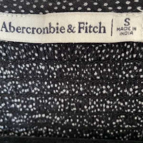 Abercrombie Y2K Black Polka Dot Top Small NEW!!! - Image 3