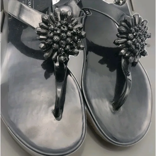 Coach Womens Hilda Jelly Black Floral Beaded Buckle Thong Sandals Size 6B - Image 4