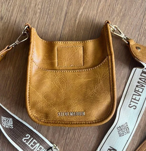Steve Madden Crossbody Purse - Image 4