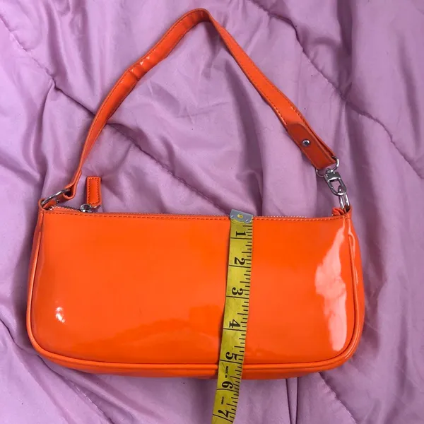 Y2K 2000s style Orange patent faux leather shoulder baguette hand bag purse preppy office siren vixen #streetwear #gorpcore #gothic #whimsi #festival Measurement in pics - Image 3