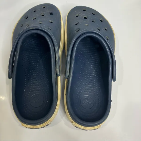 Crocs original clogs navy blue women’s size‎ 7 unisex sizing casual summer beach - Image 5
