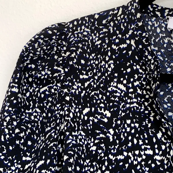 Express Portofino Slim Fit Puff Sleeve Shirt in Black/Blue‎ - Image 3
