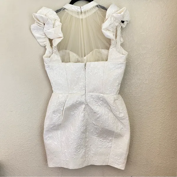House of CB 'Cherelle' Ivory Jacquard Puff Sleeve Dress size Large NWOT‎ - Image 8