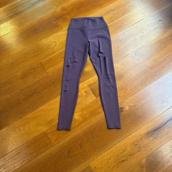 Alo Yoga high waisted ripped Warrior Leggings size M‎ - Image 4