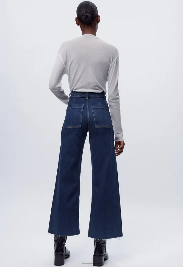 Zara High Waisted Jeans - Image 4