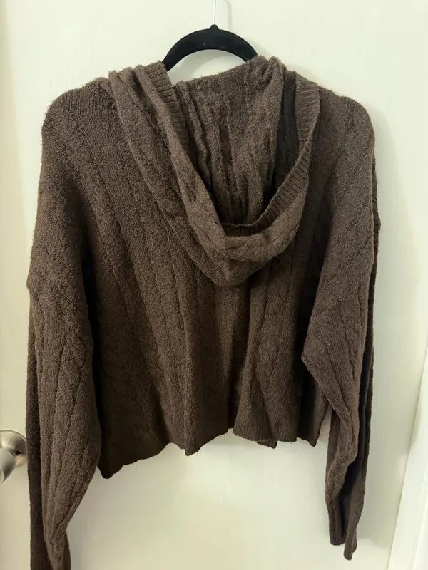 American Eagle Sweater - Image 2