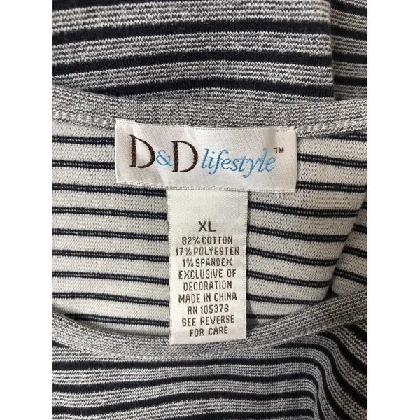 D&D Lifestyle Womens XL Grey Black Striped Short Sleeve Knit Scoop Neck Top - Image 4