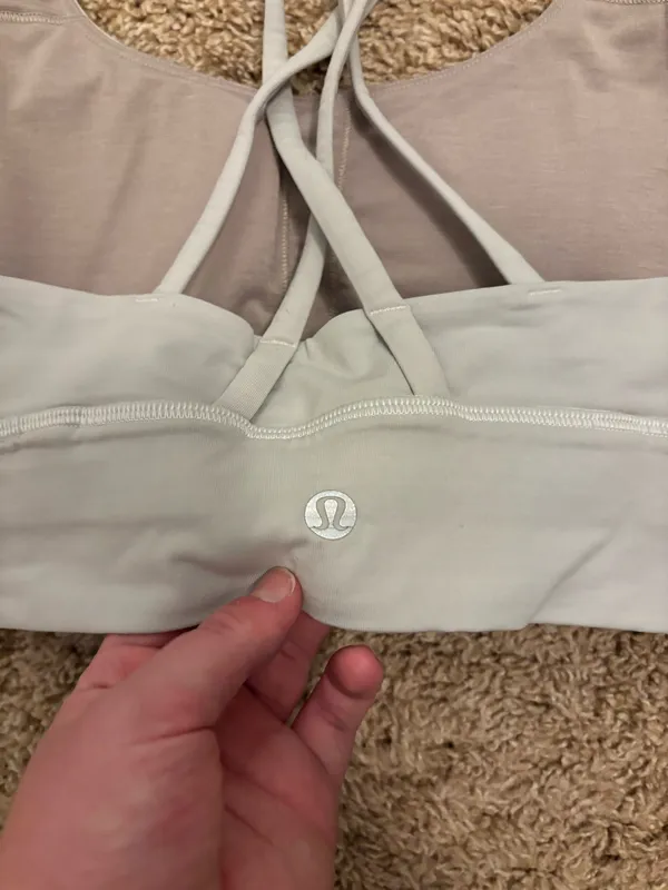 Lululemon Sports Bra Energy White - Image 3