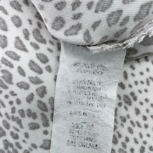 Entro Womens M Satiny Short Sleeve‎ Animal Print Top Shirt Taupe Cream Boho - Image 12