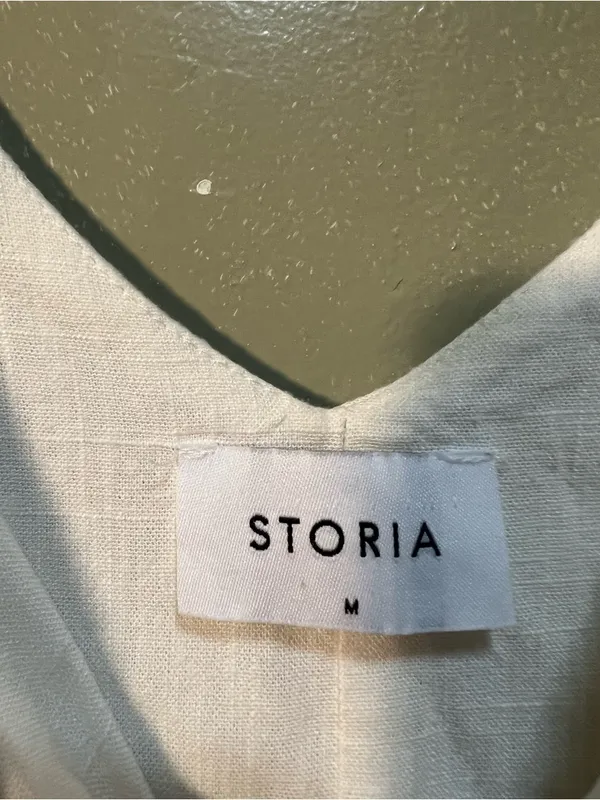 Storia Women's Size Medium Sleeveless Midi Dress White V-Neck Cutout Button Fron - Image 9