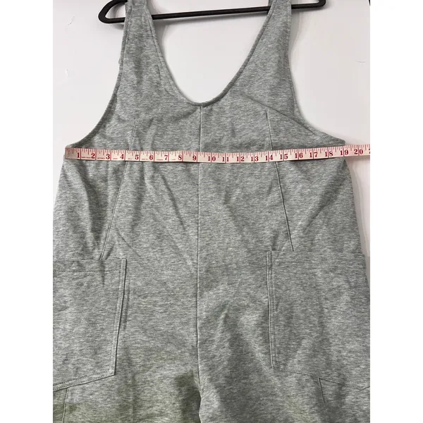 Umgee Grey Overall Shorts Romper Size Small Pockets - Image 5