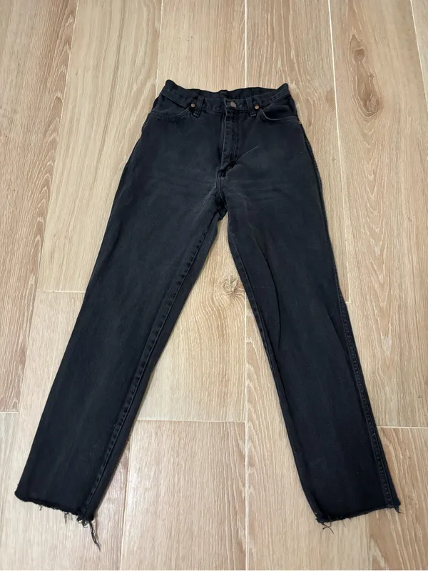 Vintage Wrangler Black High-Waist Straight Leg Jeans - Image 2