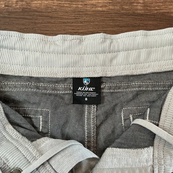 KUHL Hiking Shorts Light Gray Herringbone Outdoor Utility Size 8 Gorpcore Travel - Image 4