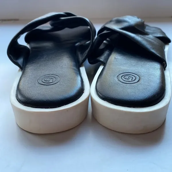 Urban Outfitters UO Black and White criss crossed‎ leather rubber sandals - Image 6