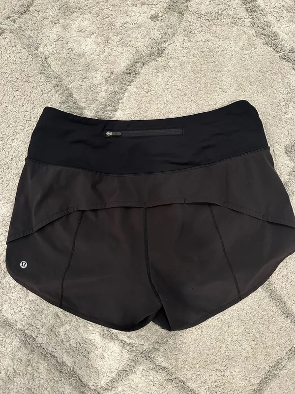Black Lululemon High-Rise Speed Up 4" Shorts - Image 2