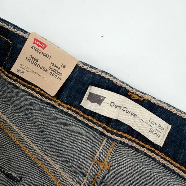 Levis’s Jeans Women’s 5S/27 Dark Blue Demi Curve Low Skinny Leg Whiskered NWT - Image 3