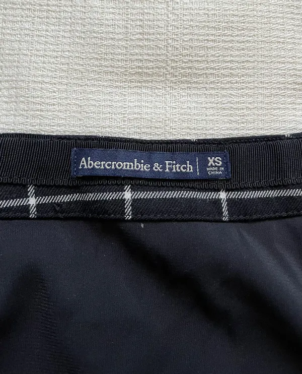 Abercrombie Mini Skirt - Image 3